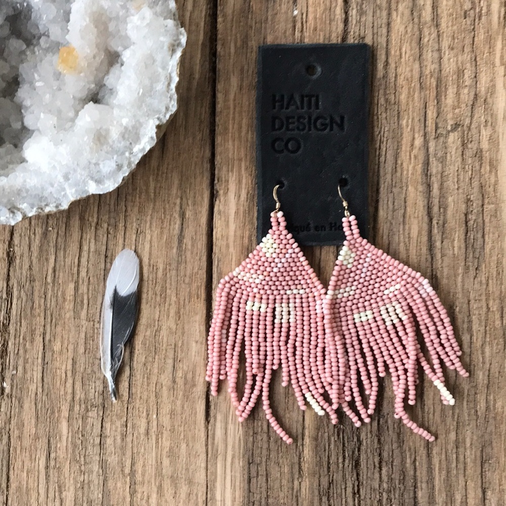 Artist Fringe Earrings Fraise